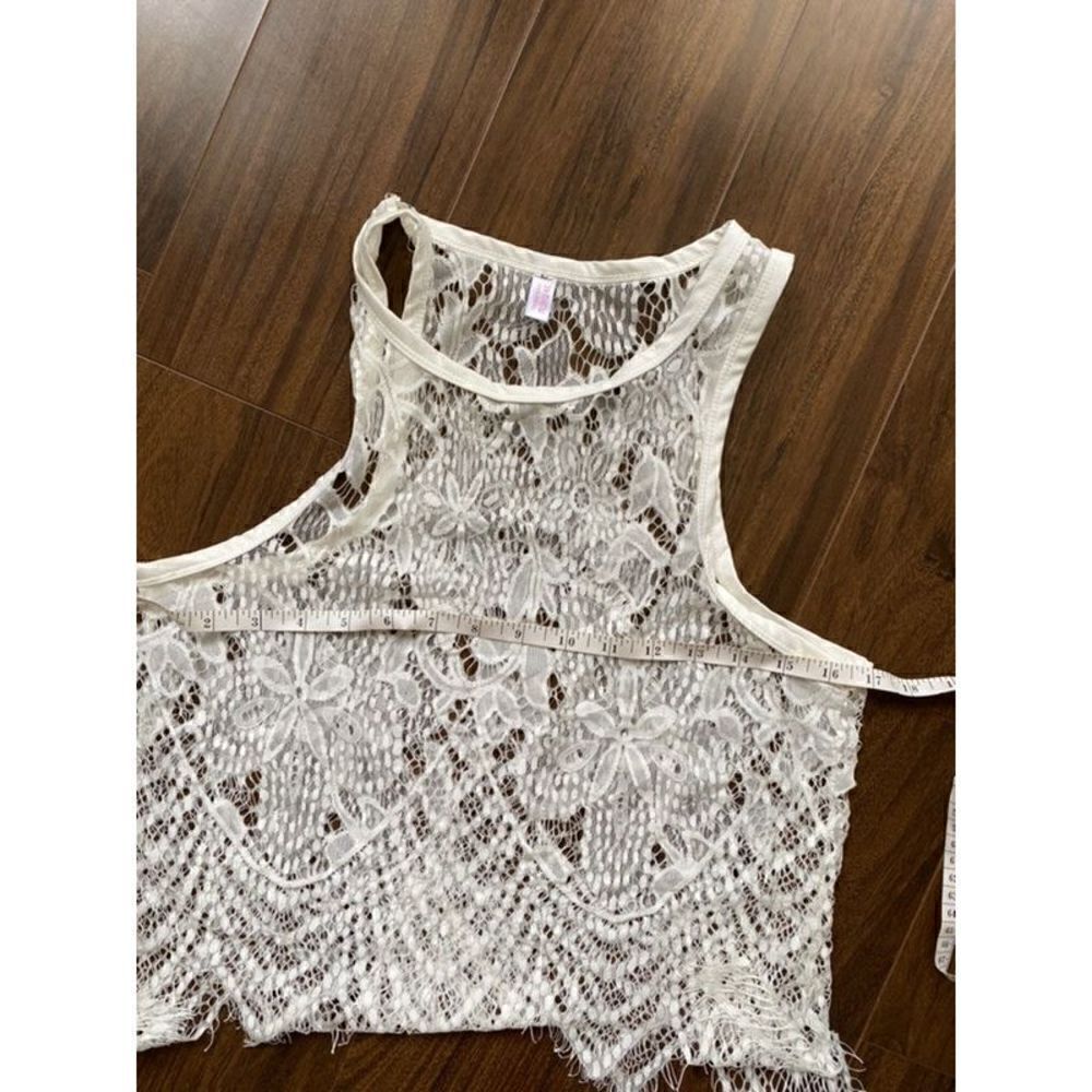 S cream Lace tank top - Picture 5 of 5